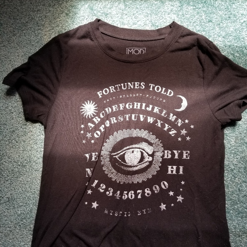 GOTHIC OUJIA BOARD T-SHIRT